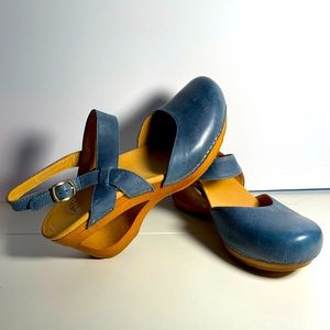 Dan ski leather wedges taco women shoes blue, brand new never used size 400